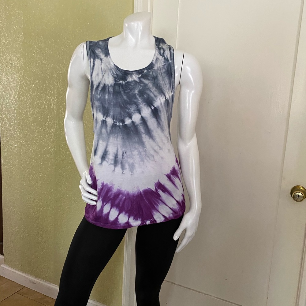 Tank top . Fabric rayon and spandex - Picture 3 of 5